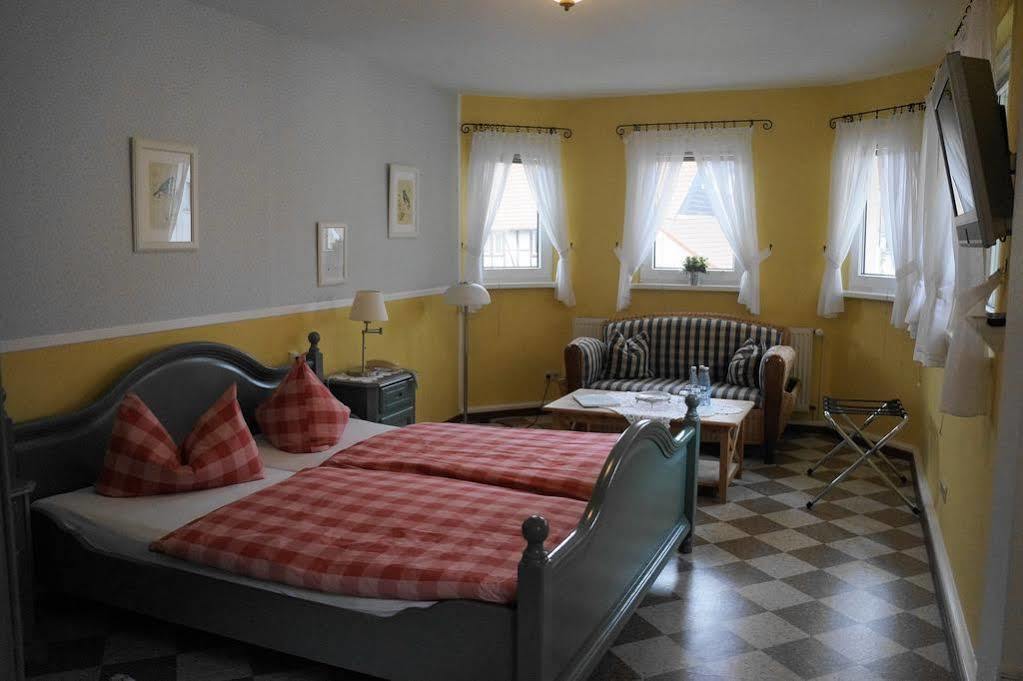 Hotel Zur Post Bernkastel-Kues Ngoại thất bức ảnh